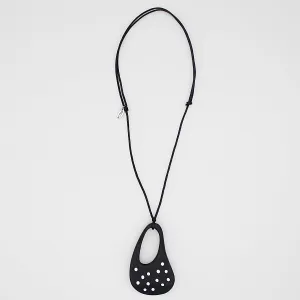 Black Fleur Pendant Necklace