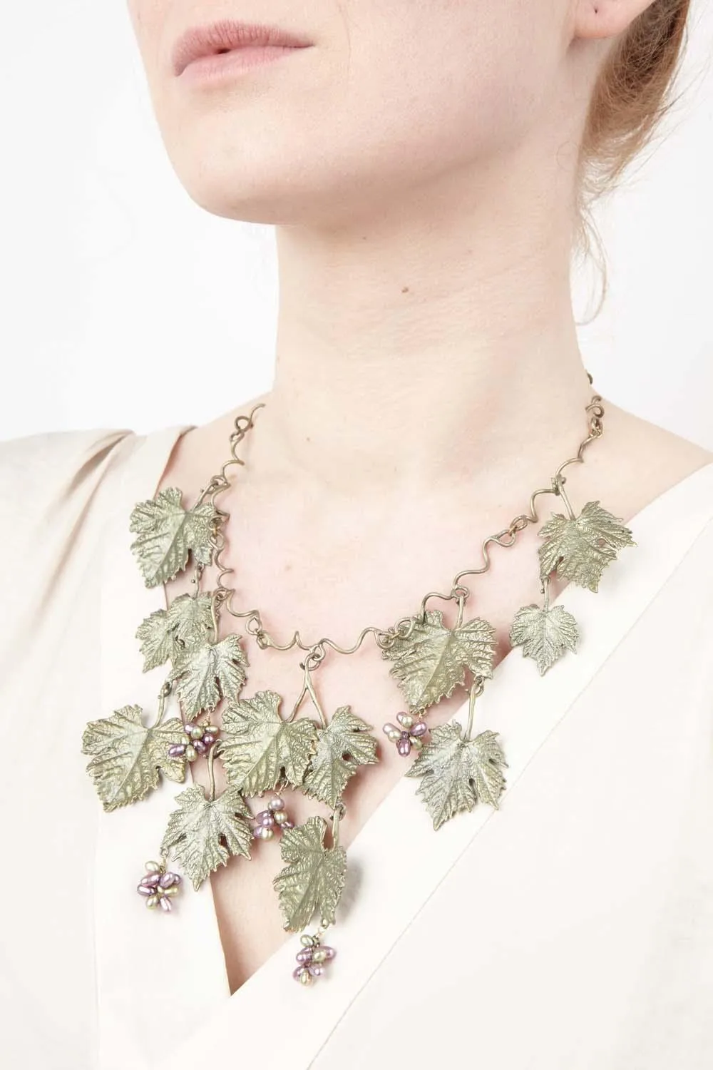 Grape Vines Necklace - Large Leaves