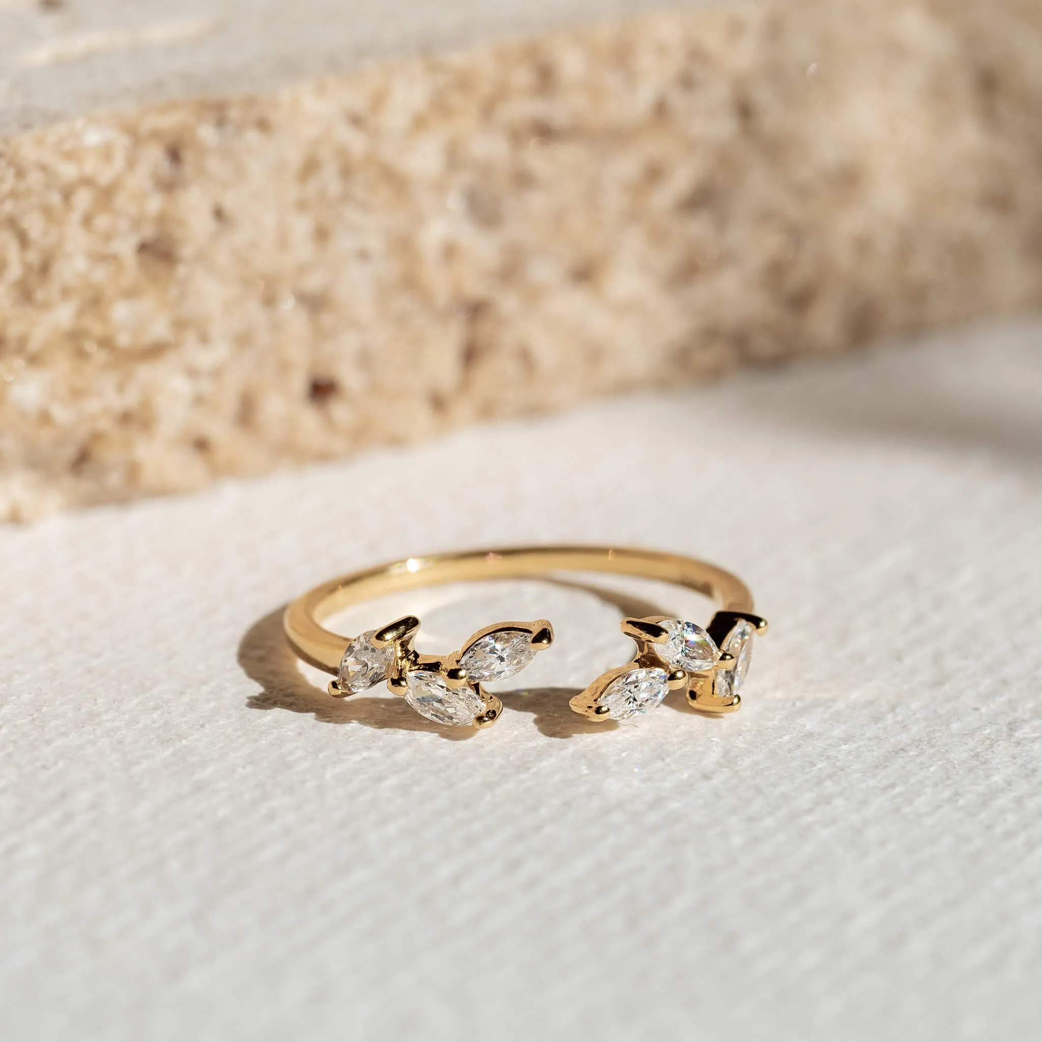 Open Leaf Ring - Ada