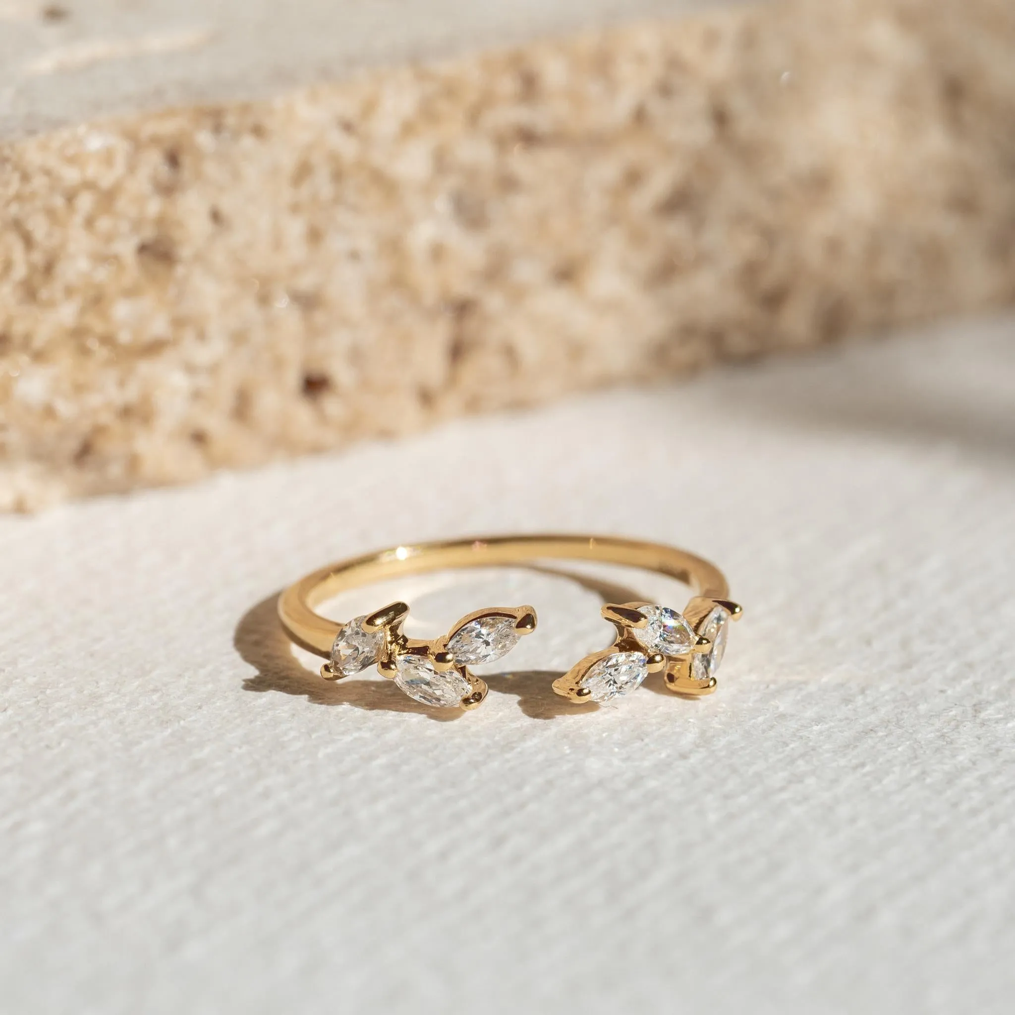 Open Leaf Ring - Ada