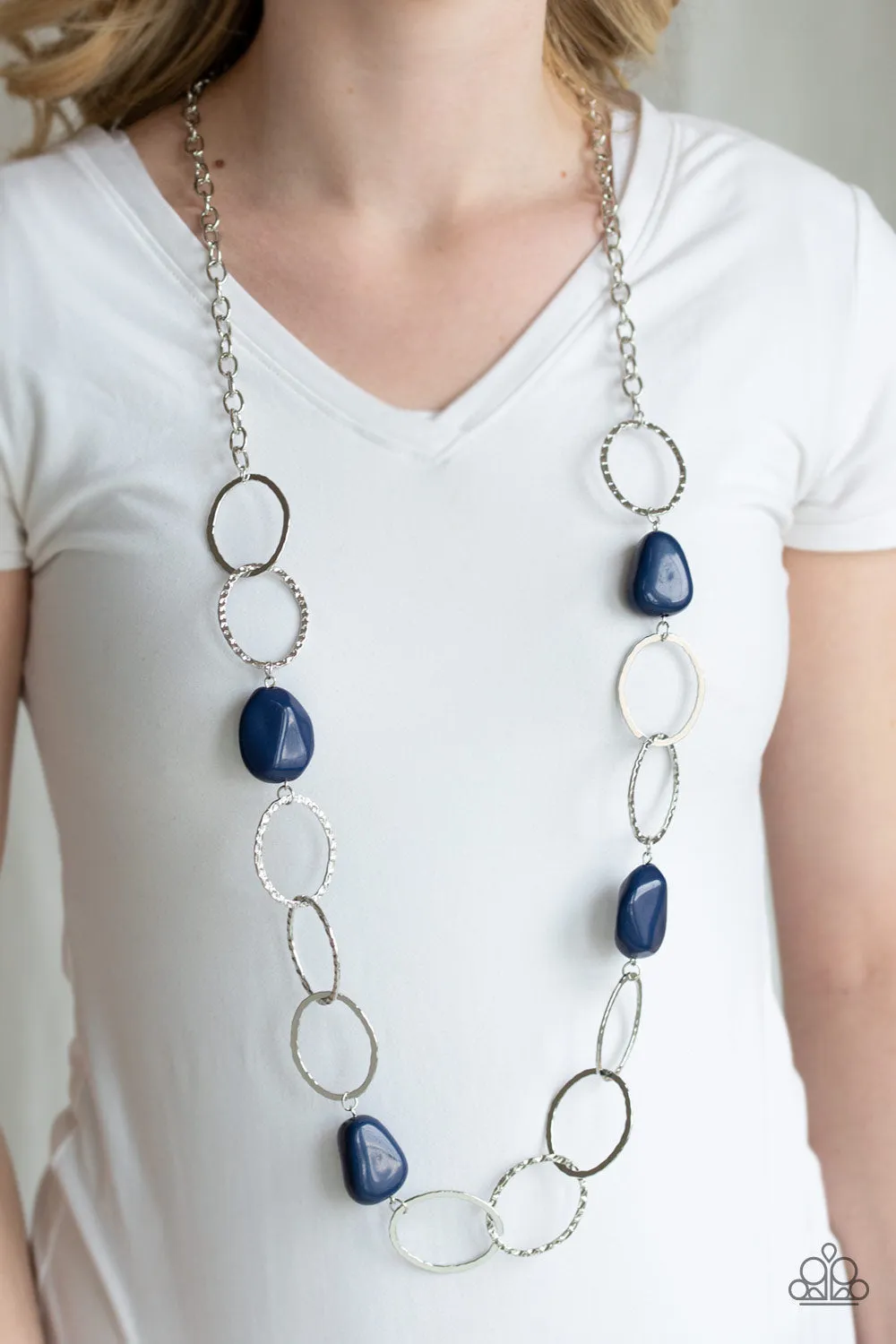 PAPARAZZI  Modern Day Malibu - Blue Necklace